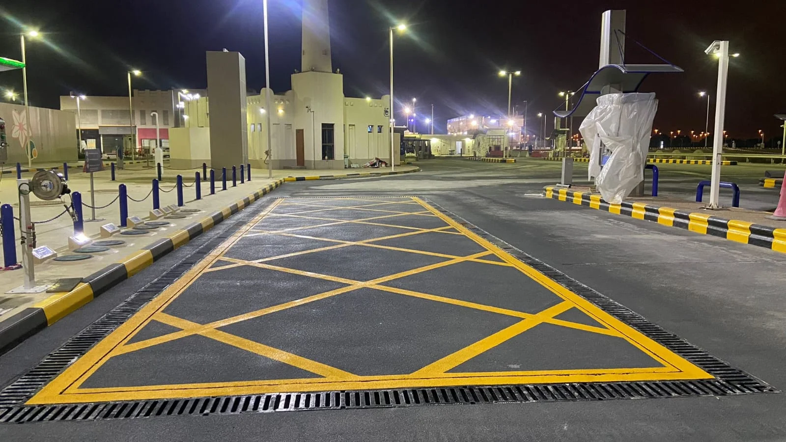 Road marking services in Qatar - Contact Soft One Contracting Doha